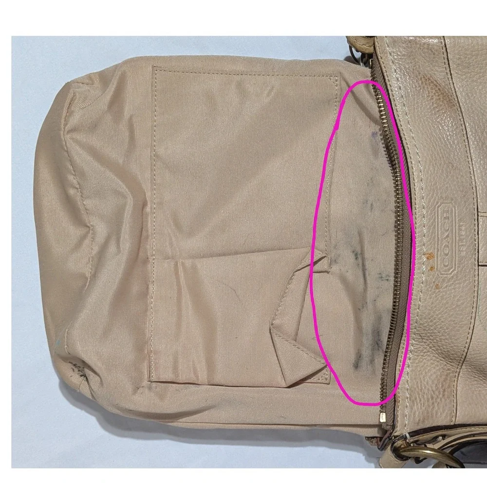 Coach Legacy Slim Duffle Crossbody Bag Tan Leather‎ Folding Strap Y2K Vintage